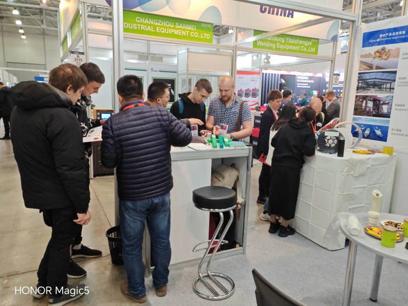 大型展會(huì)現(xiàn)場