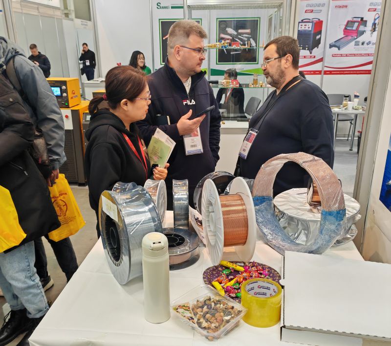 大型展會(huì)現(xiàn)場